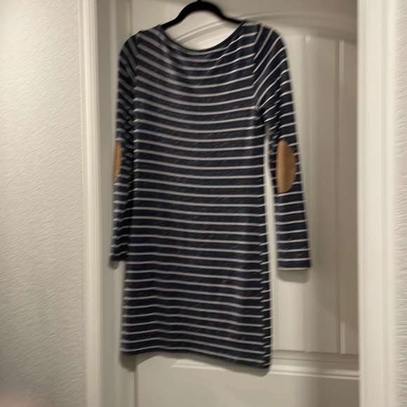 Anthro Sopraso Sz M Tunic Heather striped w/ suede elbow patches fits perfectly! - Picture 6 of 6